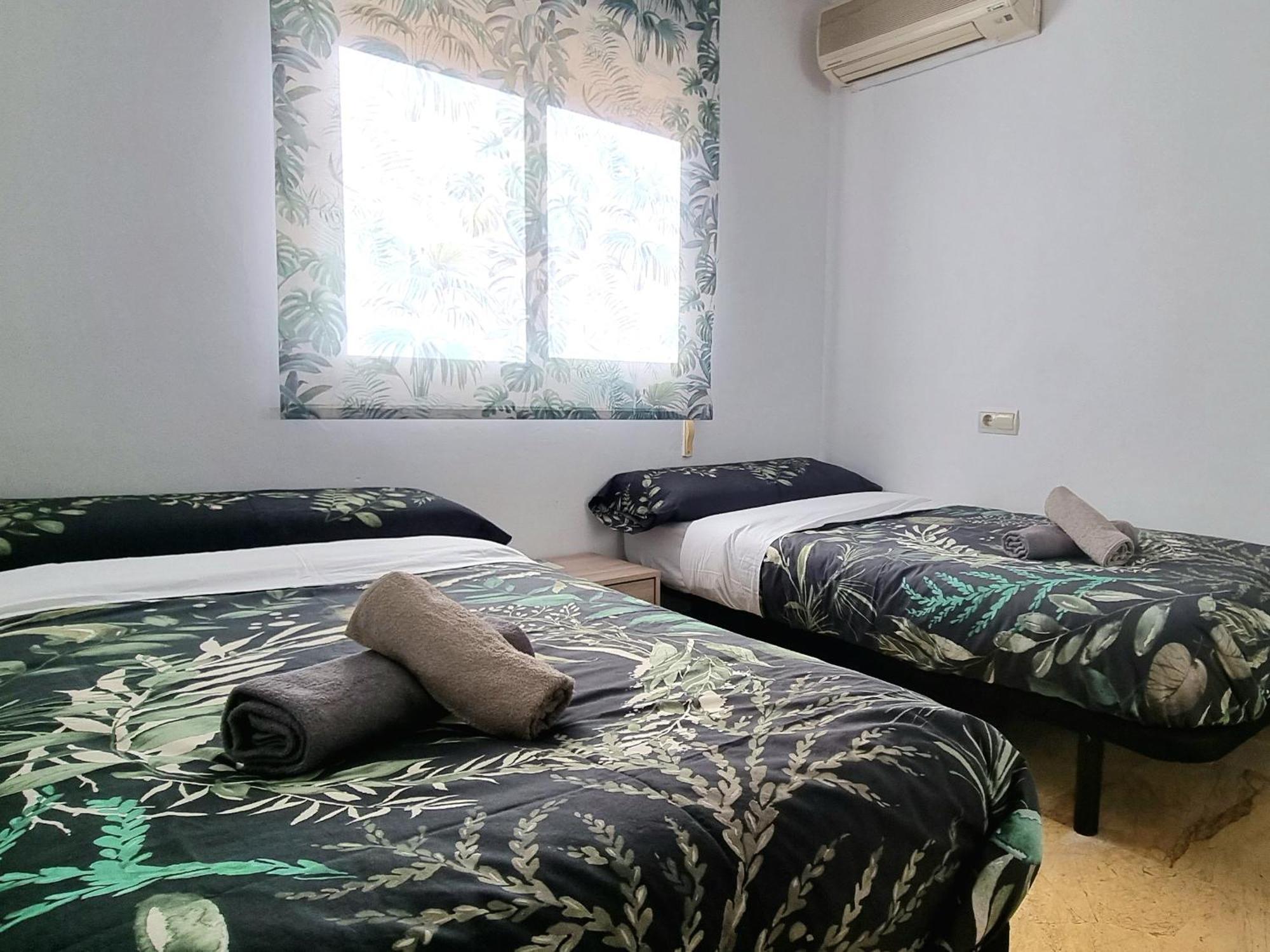 Apartamento Casa Puig Campana Con Barbacoa Benidorm Habitación foto